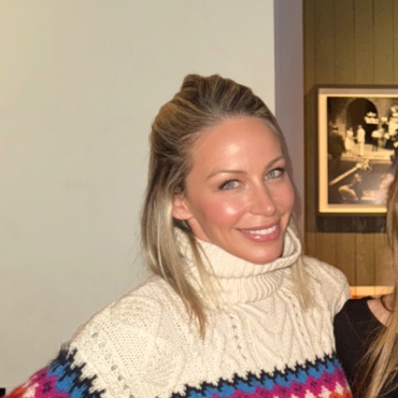 Meet your Posher, Lauren - Picture 1 of 1